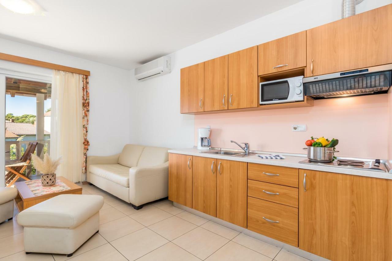 Villas Rab Banjol Exterior foto